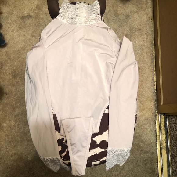 All white silk and lace  leotard - Picture 2 of 3